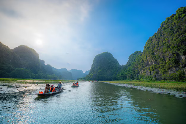 Tam Coc boat tour river scenery